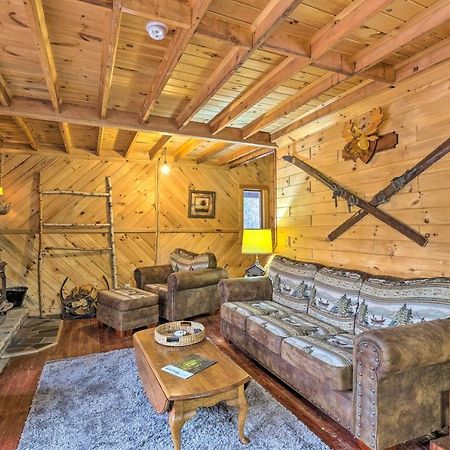 Secluded Johnsburg Retreat With Hot Tub And Fire Pit Vila Exterior foto